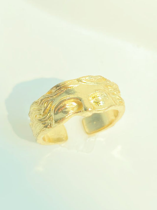 Venus Half - Face Ring - Vintage Art