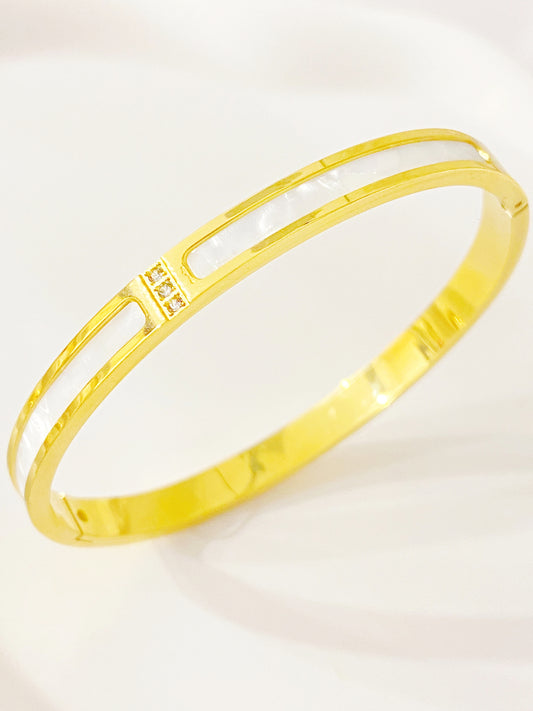 Mother-of-Pearl Crystal Gold Bangle