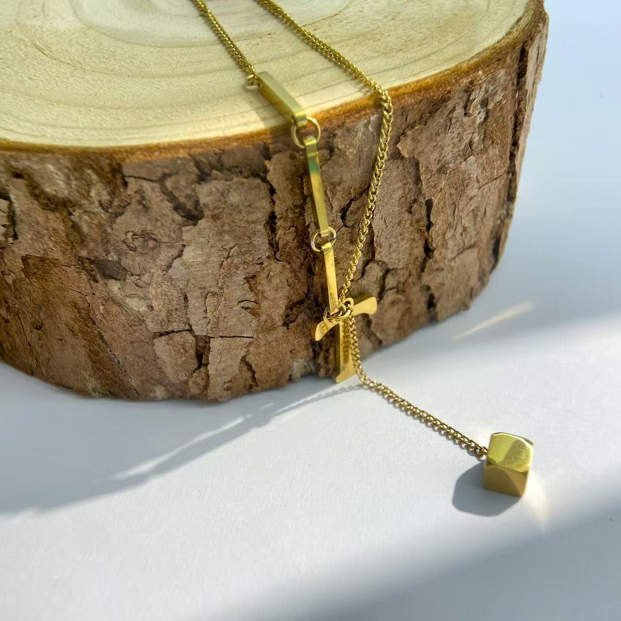 T - Cube Gold Lariat