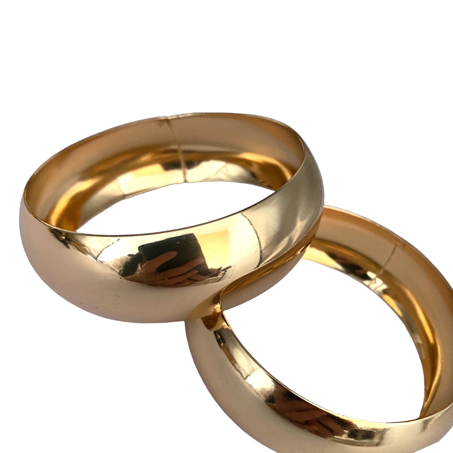 One Gold Bangle (C-Width23mm)