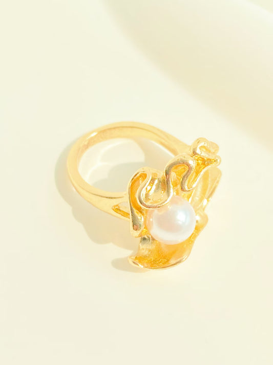 Gold Ring (A)