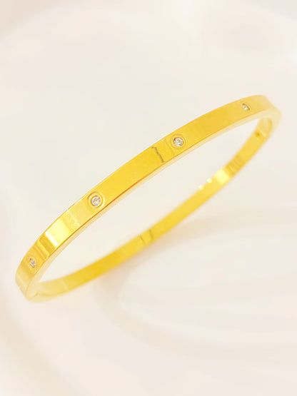 Classic Crystal Gold Bangle