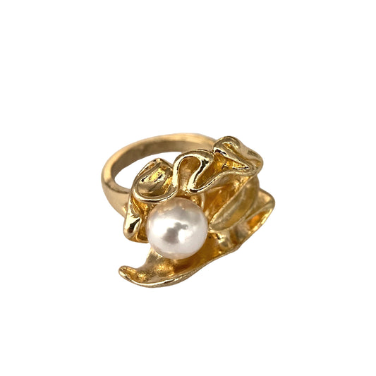 Gold Ring (A)